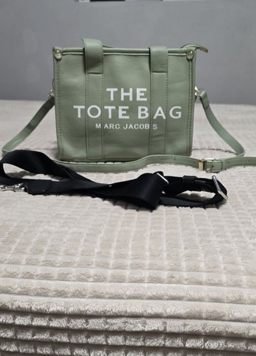 Нова.  Marc Jacobs The Leather Mini Tote Bag