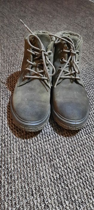 Продам ботинки демисезонные