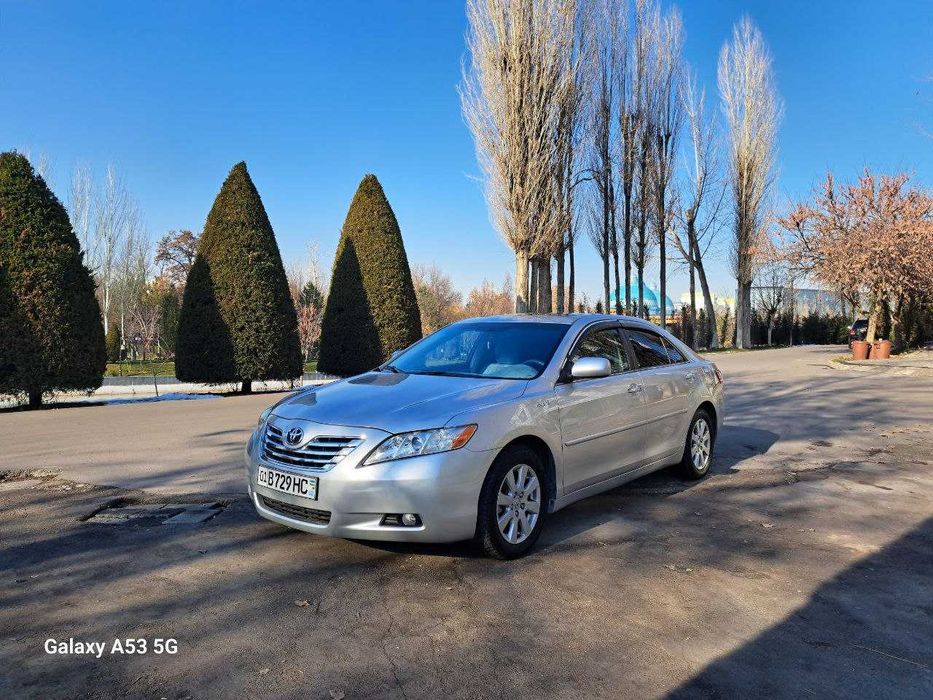 Продается Тойота Камри 40-ка, гибрид, 2,4 л, 2007 г.