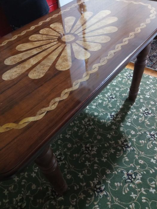 Продаются 2х одинаковые Столы