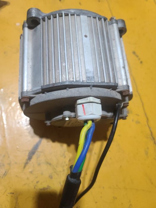 Элетро двигатель от электро автомобиля
