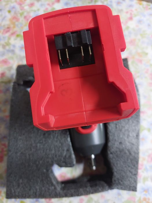 Cheie de impact Milwauakee  FUEL 1/2 , pe 18 V. NOU.