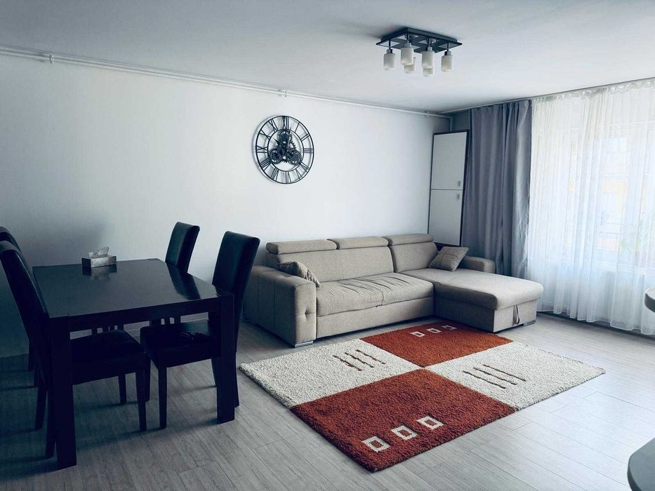Apartament 3 camere de vanzare
