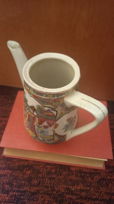 продаю старинные китайский чайник.