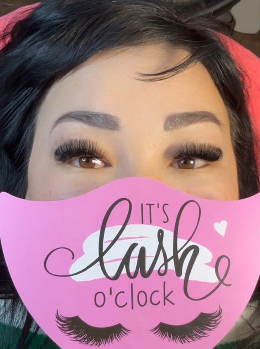 5000тг Любой объем  Наращивание ресниц