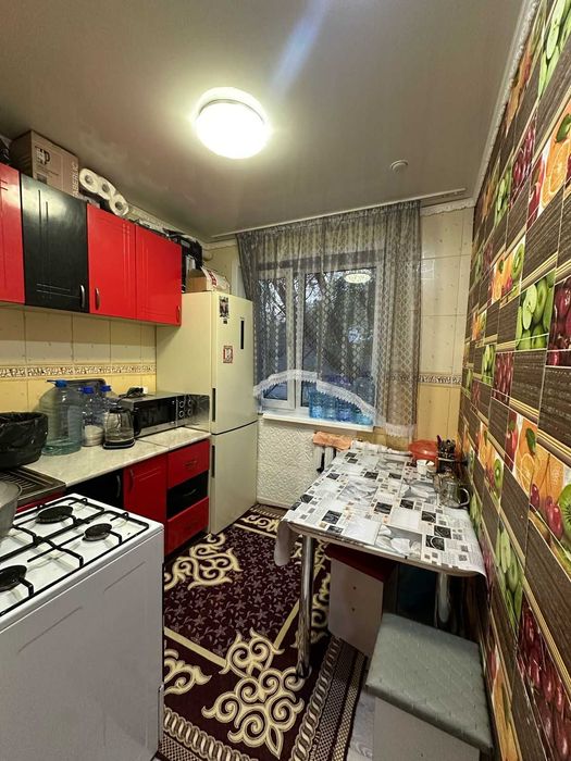 Продается 2х комн.кв на 6 микрорайоне