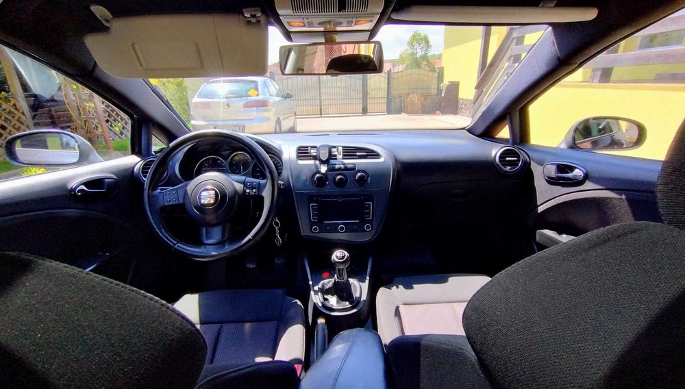 Seat Leon 1.6 2009- benzină+GPL, trapa-foarte bine intretinut!