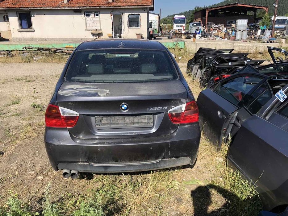 БМВ Е90, 330д, М пакет на части (BMW E90, 330d, M sport chasti)
