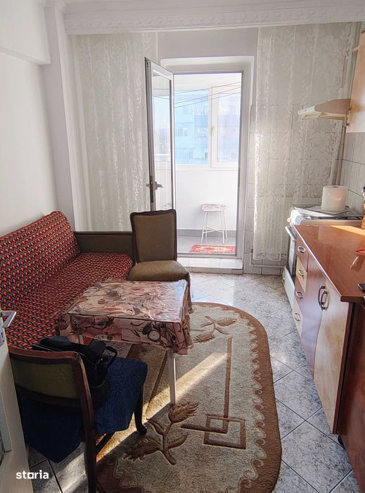 Ap 3 cam. conf 1, decomandat, 2 balcoane, etaj 3, mobilat si utilat
