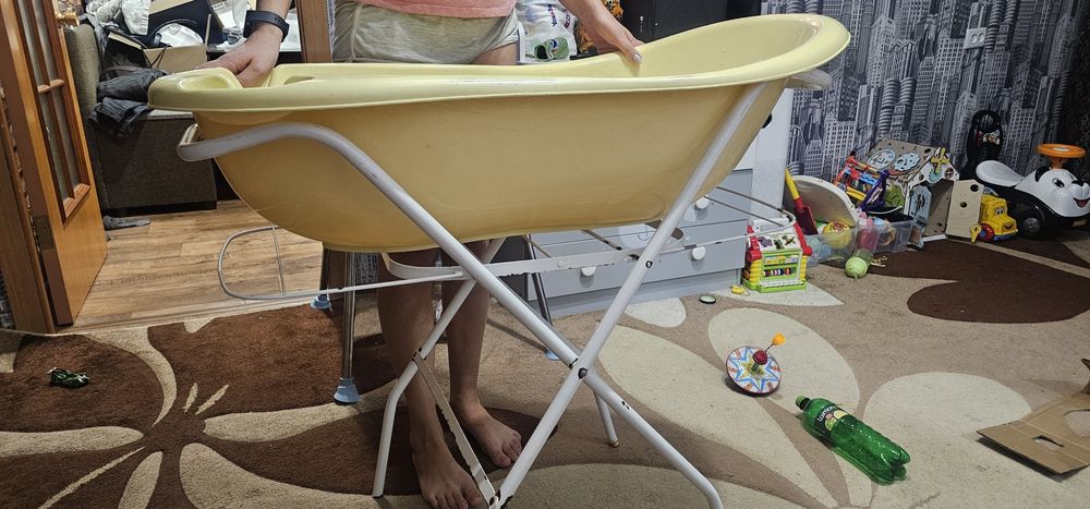 Поставка под ванну