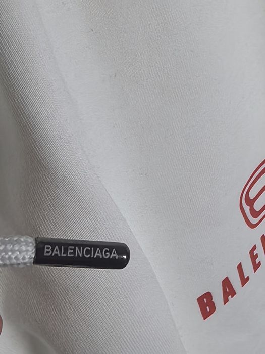 Balenciaga къси панталони