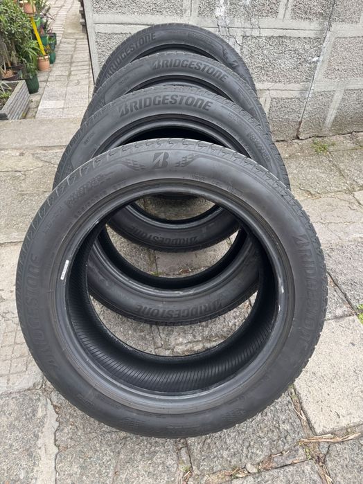Летни гуми Bridgestone 235/50/18