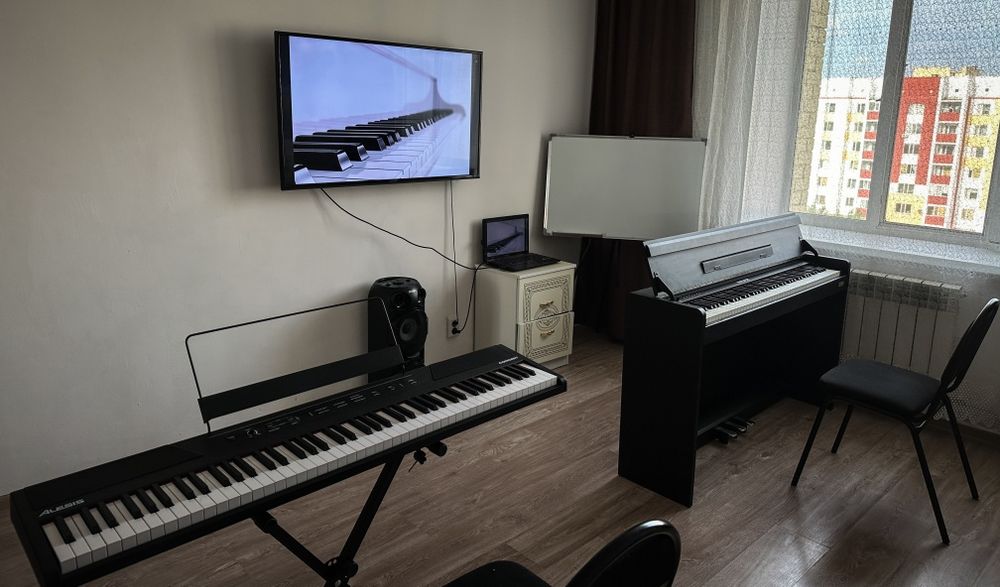 Репетитор по фортепиано