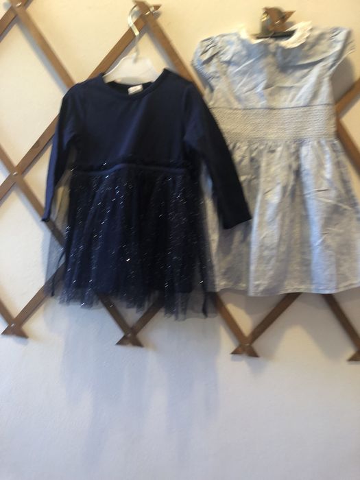 Vand rochite pentru fetite