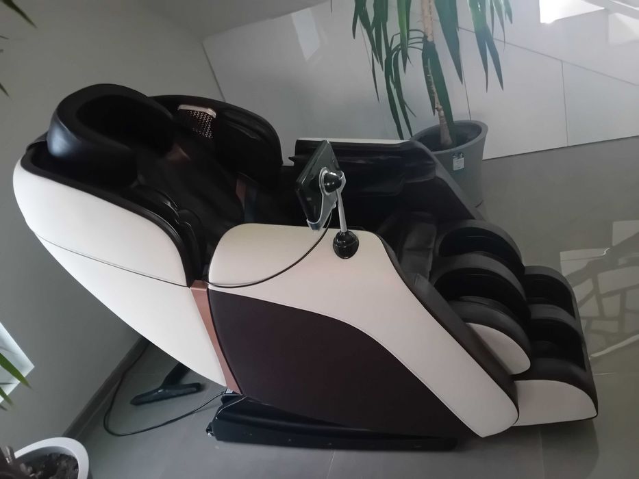 Scaun masaj utilizat foarte putin