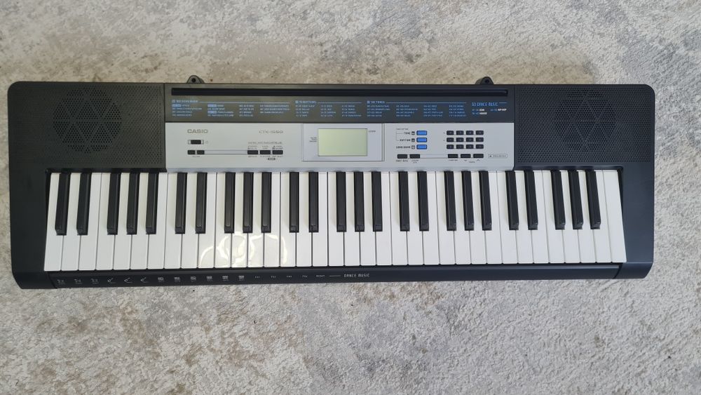 Orga Casio CTK1550,Yamaha si K Electronic