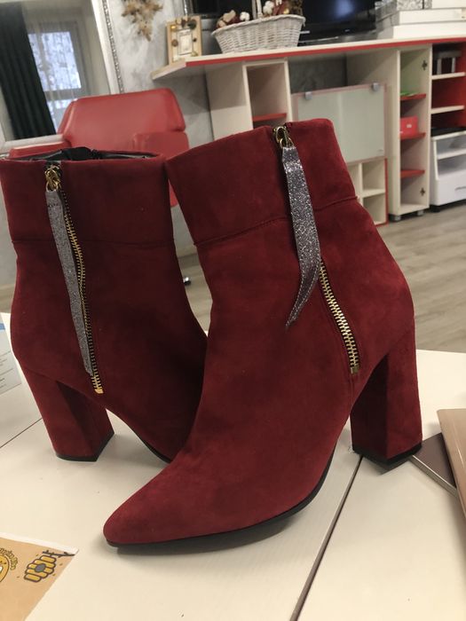 Ghete rosii ptr icazie