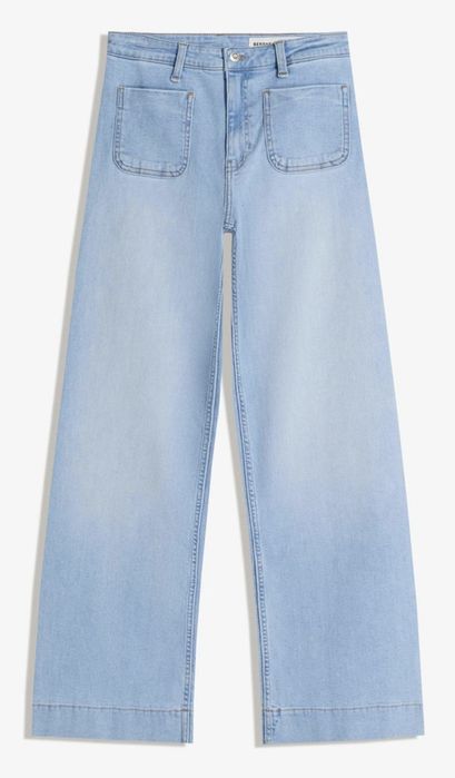 Джинсы голубые BERSHKA