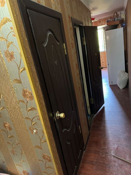 Продам б/у двери