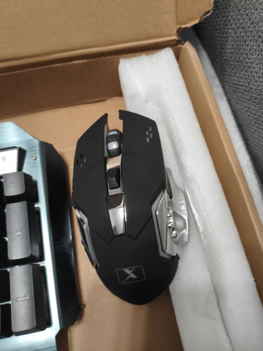 Set Tastatură Mouse GamingMouse pad Wireless,Backlit, Rezistent la Apă