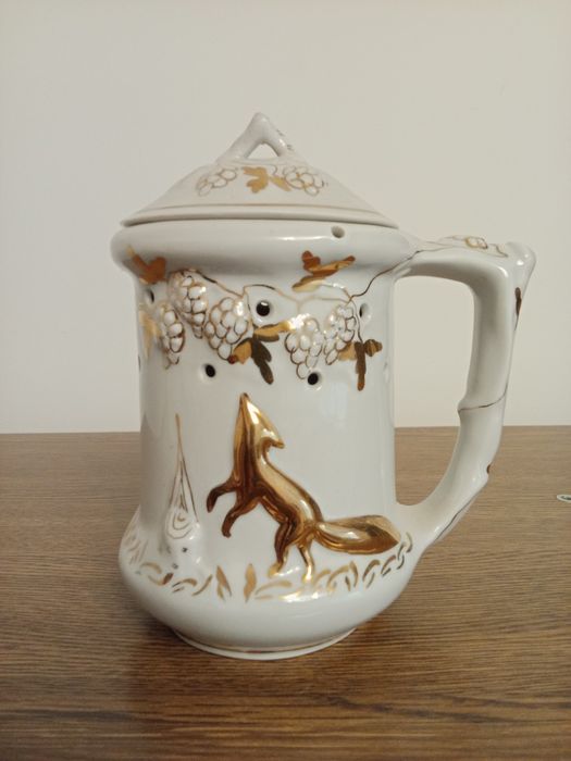 Продам фарфоровую посуду