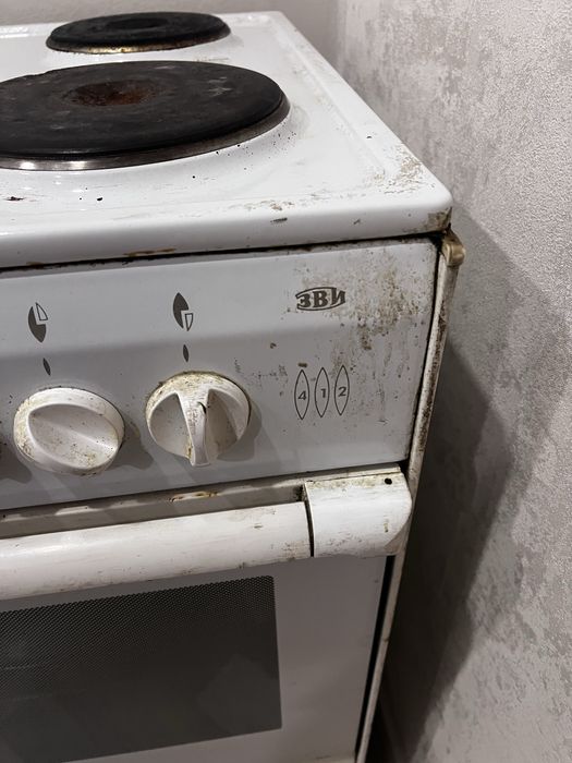 Продам 4х комфорнуя плитку