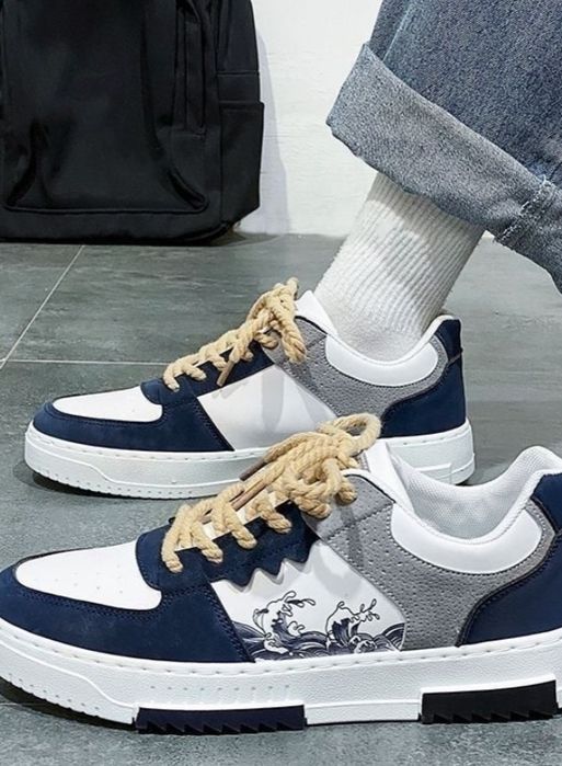 Кроссовки 44-45 размер новые