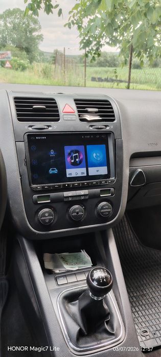 VOLKSWAGEN Golf 2004 — imagine 3