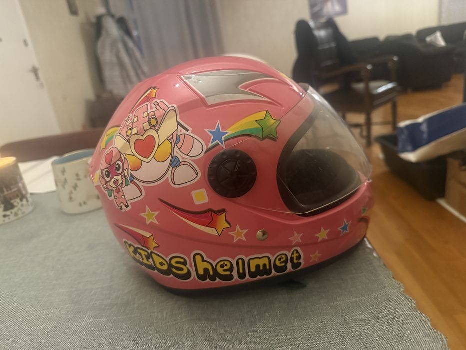 Универсална детска каска