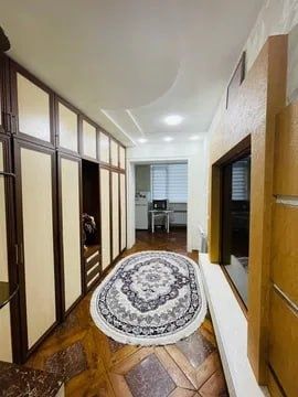 Срочно Продаётся ДрНар 3/4/4 с мебелью техникой ремонт средний !