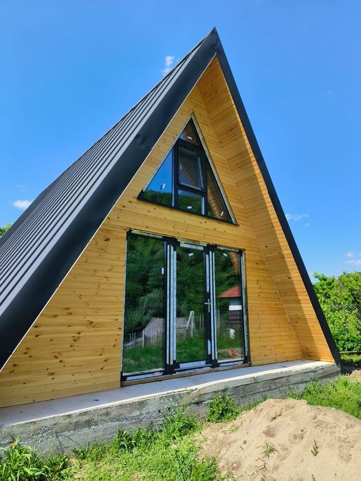 Cabane stil-afrem si case la gata