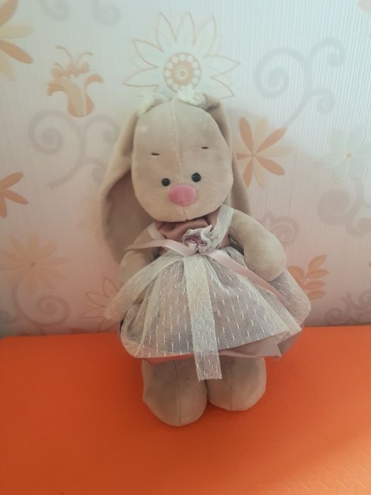 Продаётся игрушка зайка