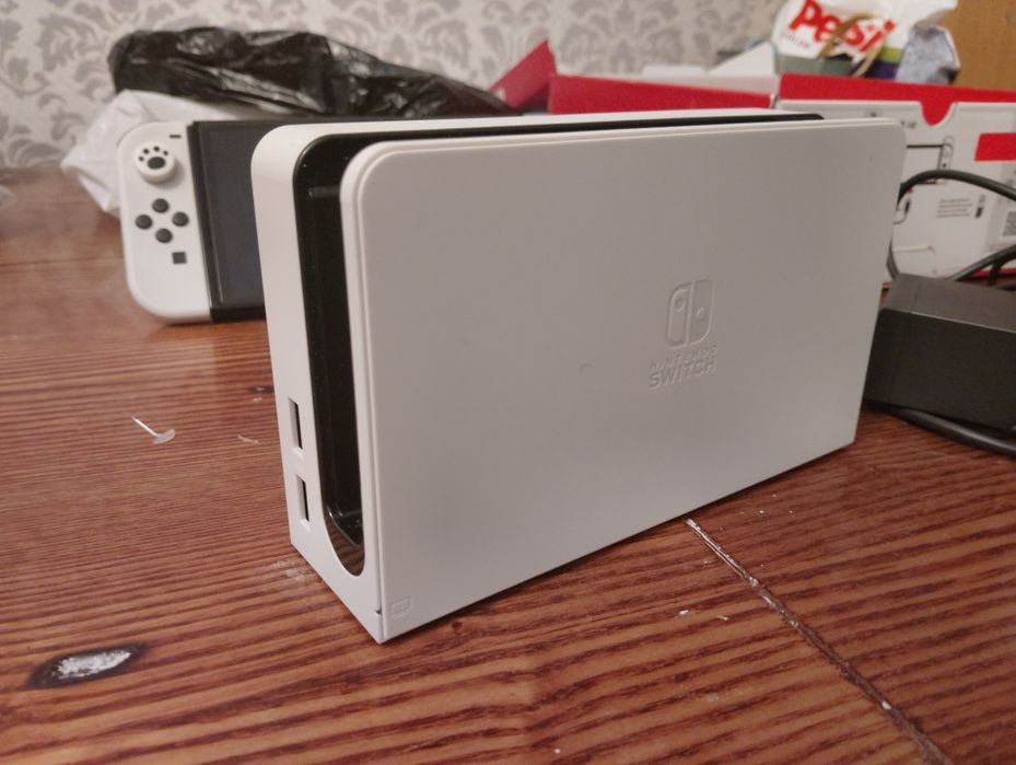 Nintendo Switch OLED прошитая