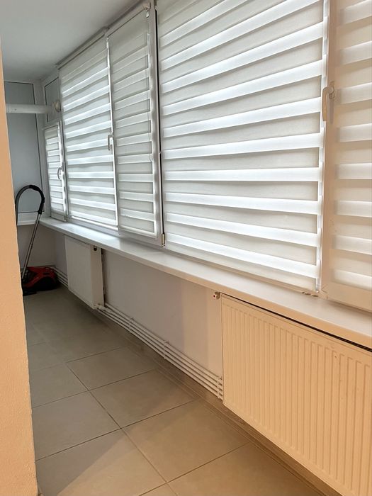 De închiriat - apartament str. Victoriei