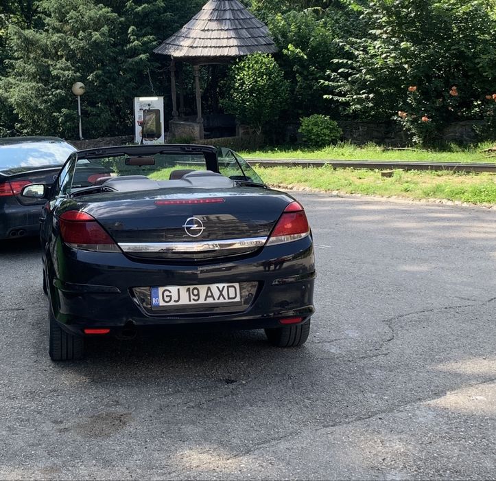 Opel astra H Cabrio 1.9 cdti 150vp