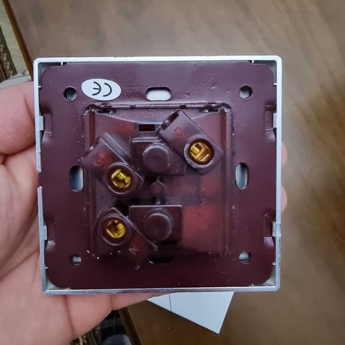 френски стандарт контакт за стена  рамка от акрилно стъкло