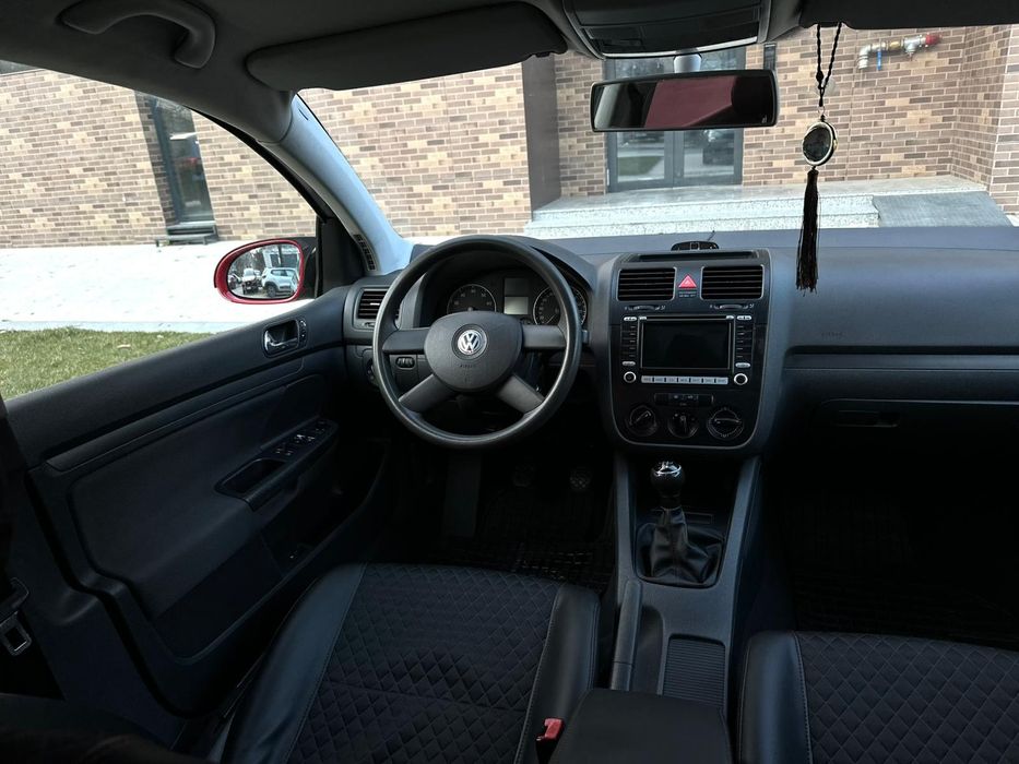 Golf 5  1.4 Benzina - [ 2006 ] Stare Excelenta .