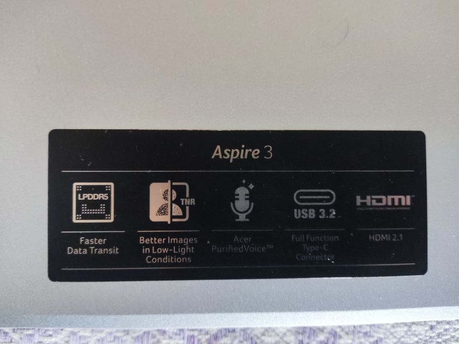 Noutbuk Acer Aspire 3