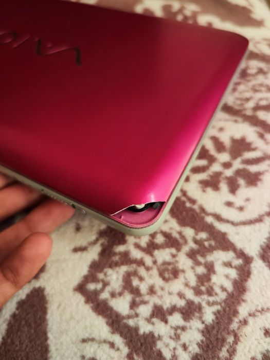 Netbuk sotiladi Xolati rasmda bor