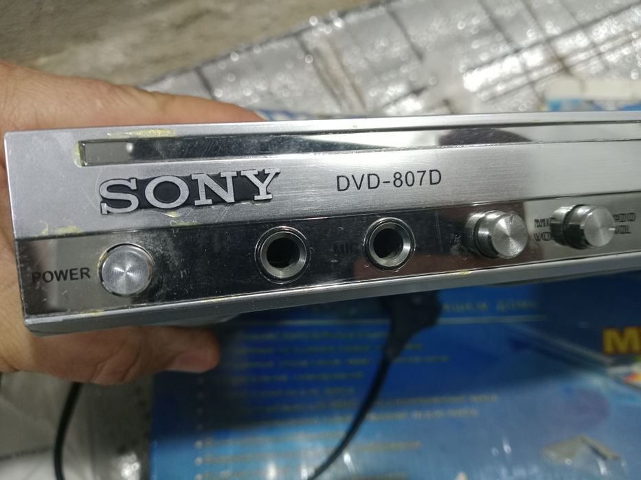 Продам ДВД рабочий состояние Soni