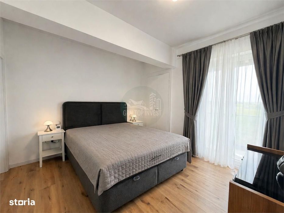 Apartament 3 camere 2 bai balcon parcare zona Calea Surii Mici — fotografia 1