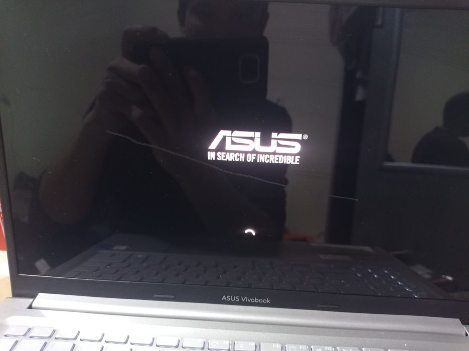 Asus VivoBook 3504V