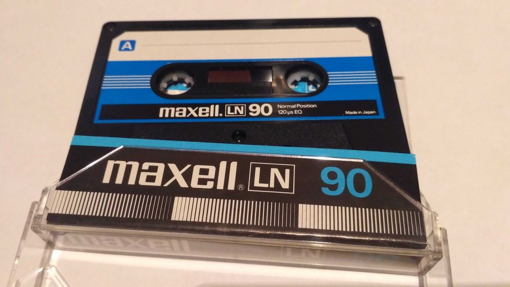 Аудио кассета Maxell аудиокассета