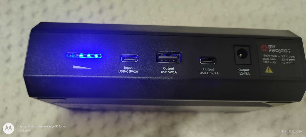 Starter auto cu functie încărcare gadget urî My Project