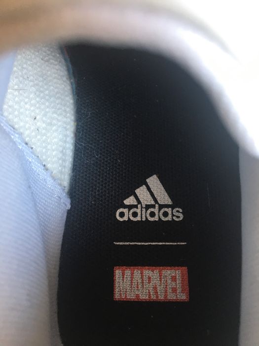 Детски маратонки Adidas Marvel