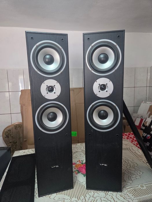 Vând boxe podea LTC Audio