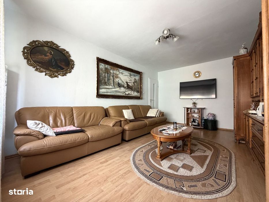 Apartament 3 camere, 68 mp utili, etaj 2, garaj, 2 boxe - Plavat II — fotografia 1