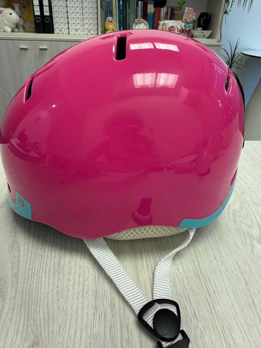 vand casca de ski Salomon 49-53 in satare foarte buna