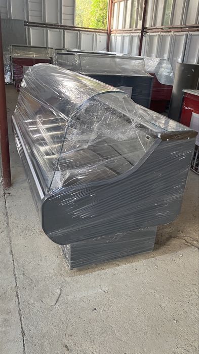 Vitrina frigorifica orizontala pentru brânzeturi, carnuri