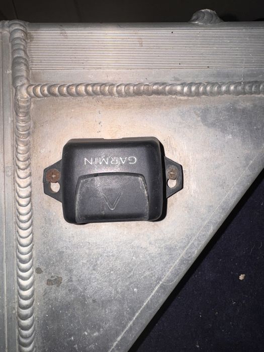 Sonar Garmin Echomap Ultra 122SV